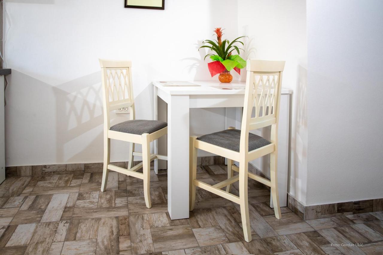 Apartman LUKA Rovinj Bagian luar foto